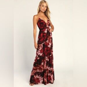 Gorgeous Blooms Burgundy Floral Print Tiered Maxi Dress ❤️ Size Small